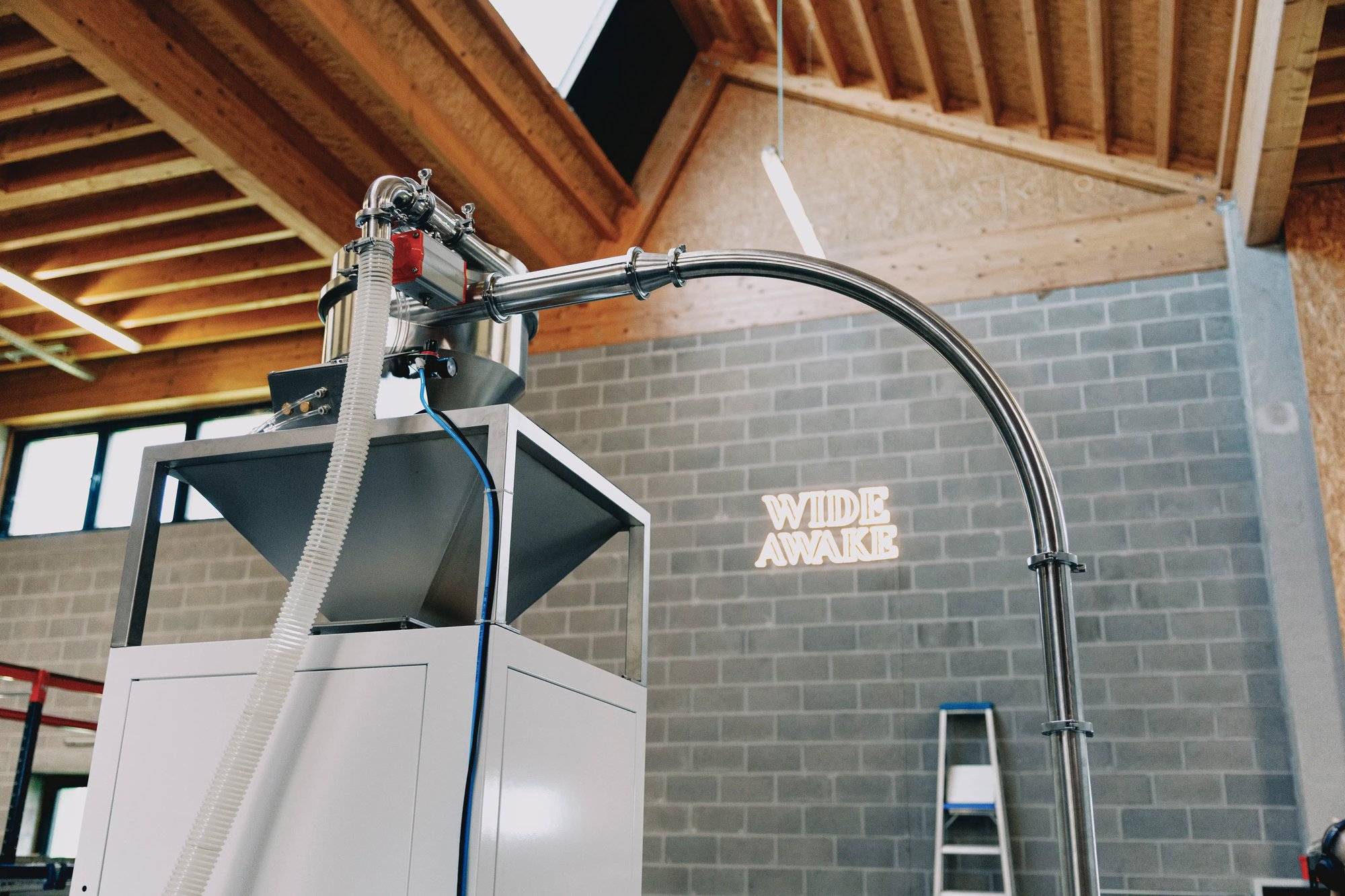 SOVDA WideAwake-4416